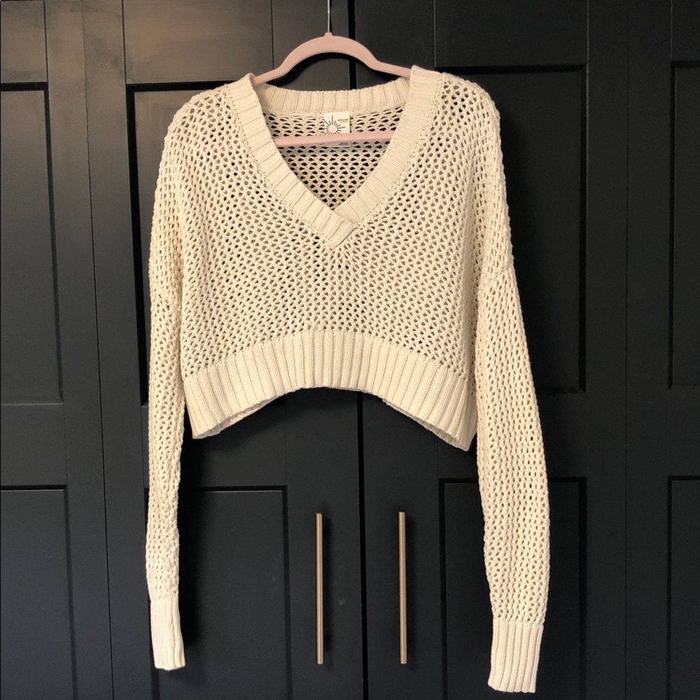 Aerie Cropped Open-knit Crochet V-neck Pullover Size M